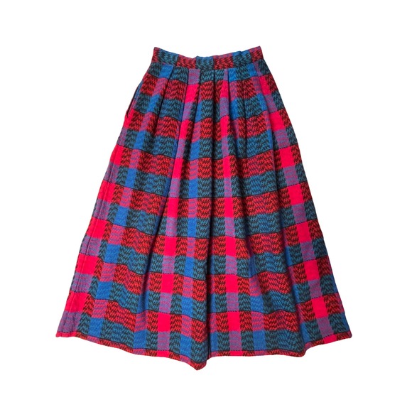 Vintage 80s Plaid Midi Skirt XXS Red Black Blue Pleated Wool Blend USA Preppy - Picture 1 of 12